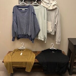 Lot of (5) Aerie & American Eagle Size Medium Tops